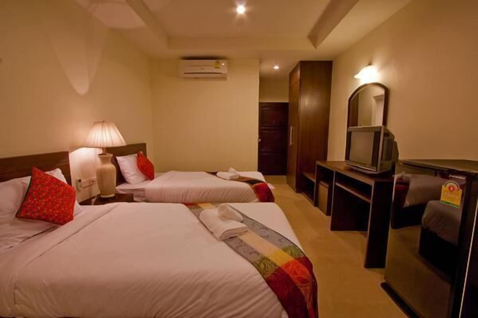 Suphan Lake Hometel Bangkok Habitación foto