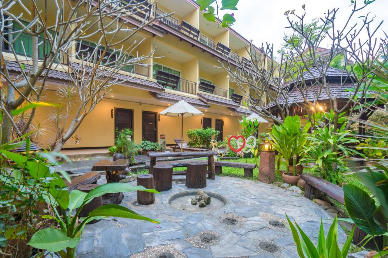 Suphan Lake Hometel Bangkok Exterior foto