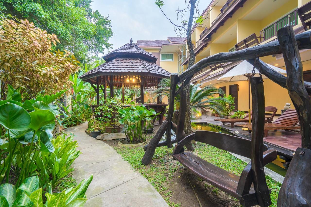 Suphan Lake Hometel Bangkok Exterior foto