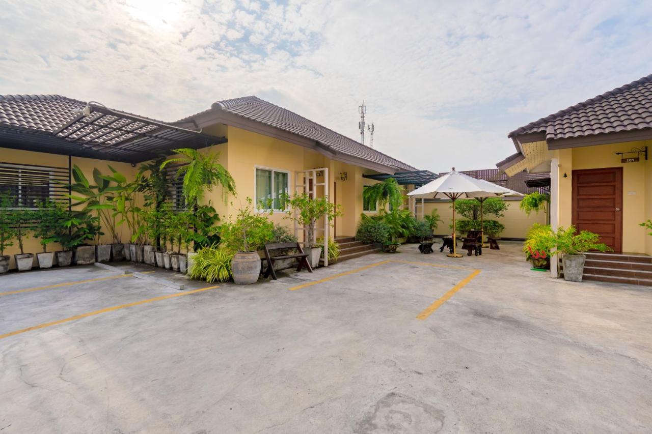 Suphan Lake Hometel Bangkok Exterior foto